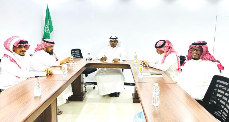 ainmediabariq's tweet photo. #خبر 📰
عقد مجلس إدارة جمعية #عين_الاعلامية اجتماعه الثالث بحضور رئيس مجلس الإدارة الأستاذ عبدالرحمن عاطف ونائبه الأستاذ علي عبده والأعضاء الأساتذة أحمد قوزين وعلي محمد مشني وعلي أحمد البارقي مساء ��مس الأثنين 9 شوال 1446هـ .
وقد ناقش الاجتماع اعتماد الخطة الاستراتيجية للجمعية . https://t.co/cEdEO75JpW