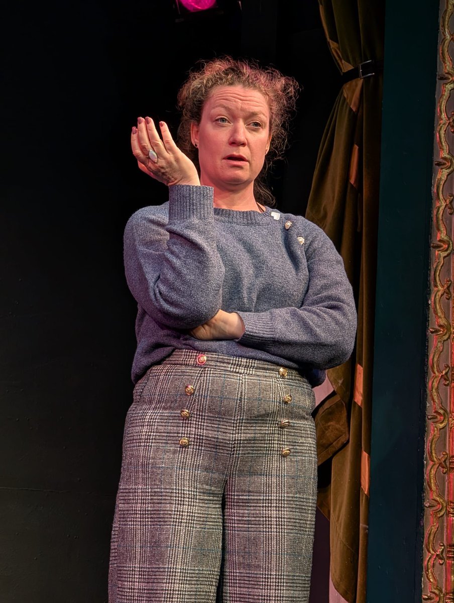 rhtco's tweet photo. Get swept away by Shelagh Stephenson’s Memory of Water! Three sisters, one funeral, and a flood of memories—both real and imagined. This bittersweet blend of comedy and drama uncovers the messy beauty of love and loss.

April 29th - May 3rd

https://t.co/Vvk5SMOxJq https://t.co/vKl2T28OJ5