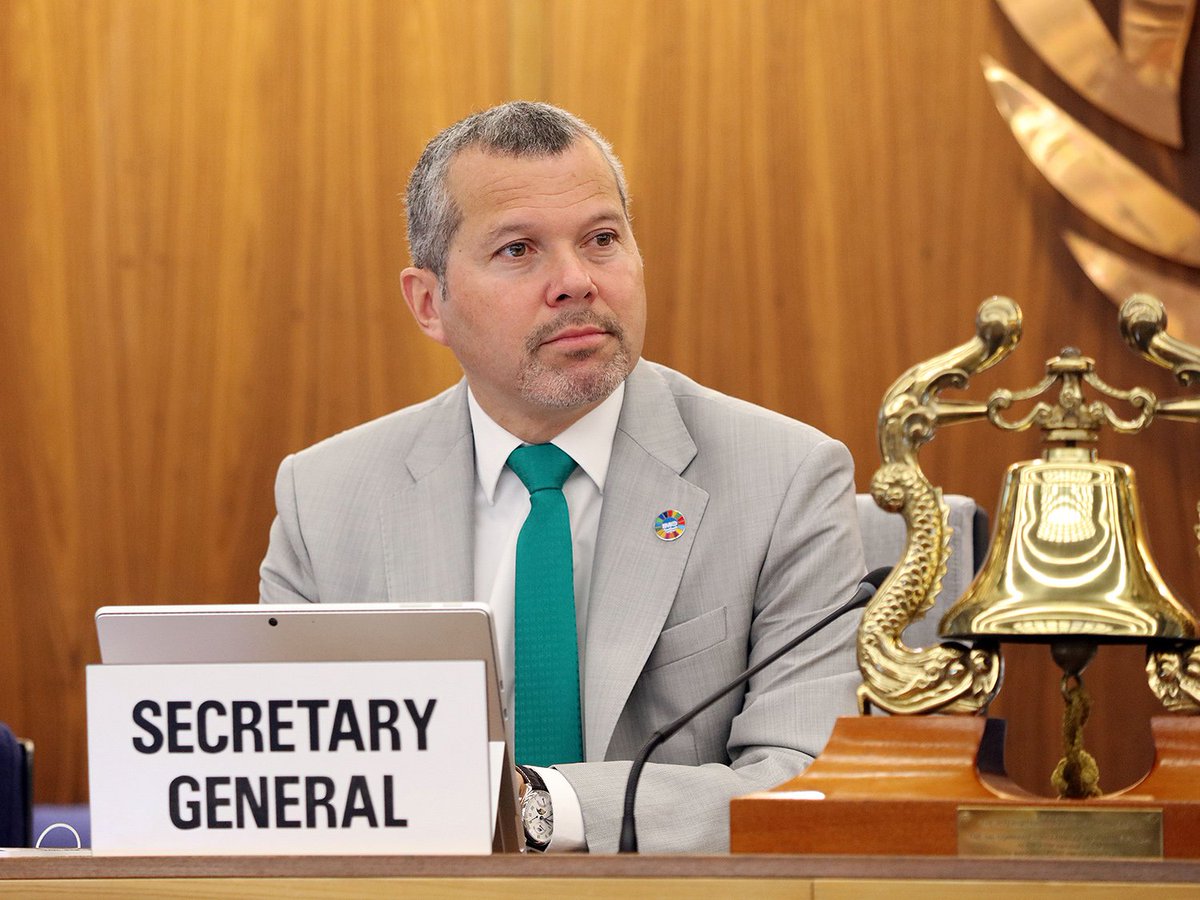 IMO opens global talks to secure net-zero deal for shipping. Read the full story here: tinyurl.com/3arhxwb7 
#MEPC #GHG #NetZero