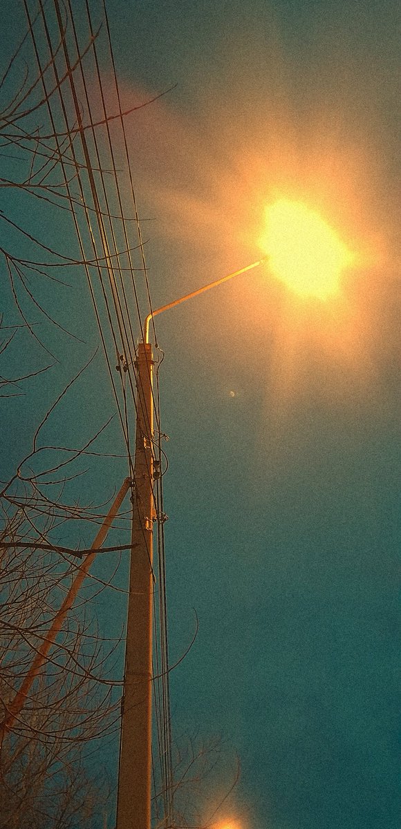 OfMemory_Art's tweet photo. #photo #photography #urban #sky #outofmemory https://t.co/rshZnw0go9