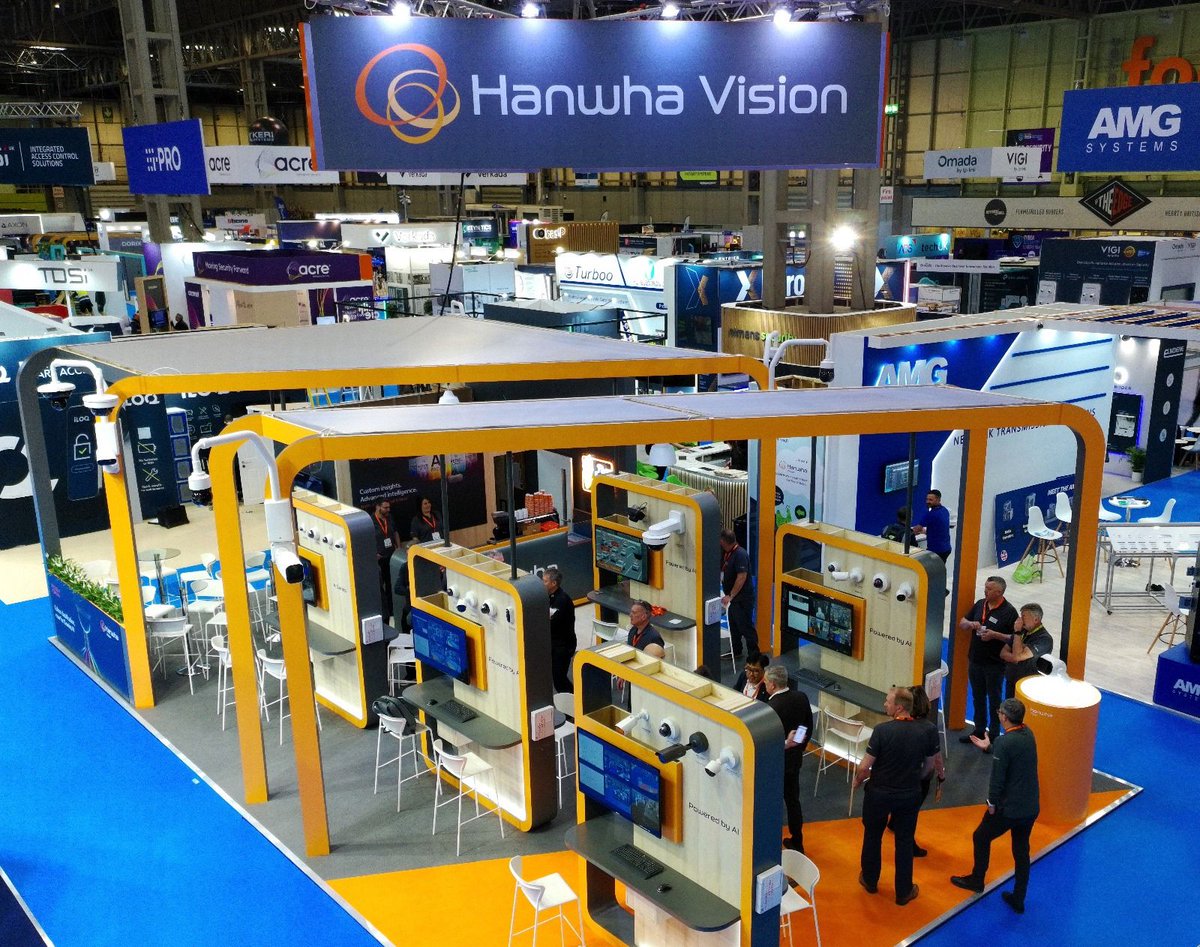 HanwhaVisionEU's tweet image. Our team is ready and excited to welcome you to #TSE2025! 🚀

📍 Visit us at Stand 5/G40 and experience the future of surveillance technology firsthand. Plus, don’t miss out on exclusive Hanwha Vision merch!

#TSE2025 #Surveillance #AI #SecurityInnovation