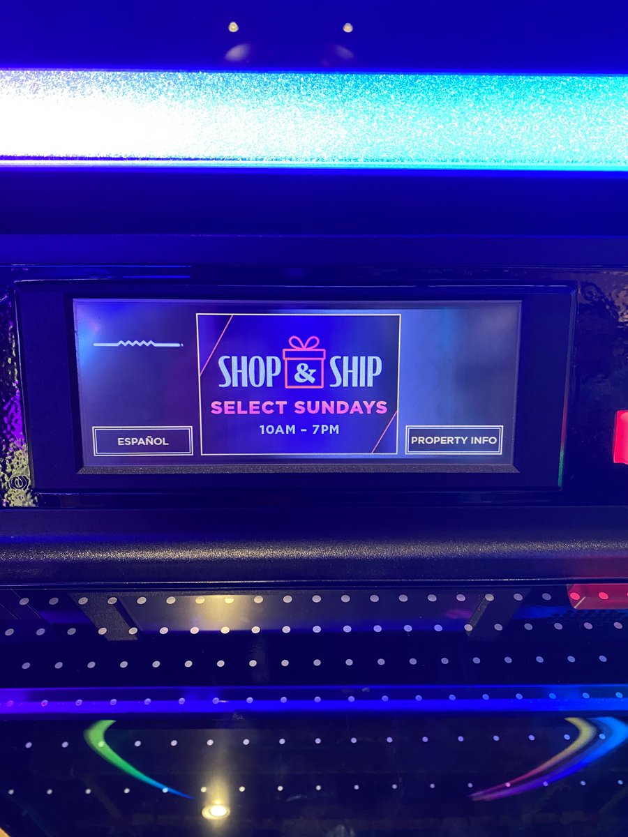 On machine gifting at <a href="/PlayAtGila/">Gila River Resorts & Casinos</a>, powered by Gift&amp;Go 🎰

Players can now browse and redeem from millions of real-time reward options - right from the machine. 

This is what modern gifting and loyalty looks like 👏

#loyaltyrewards #playerexperience #gifting #giftdays