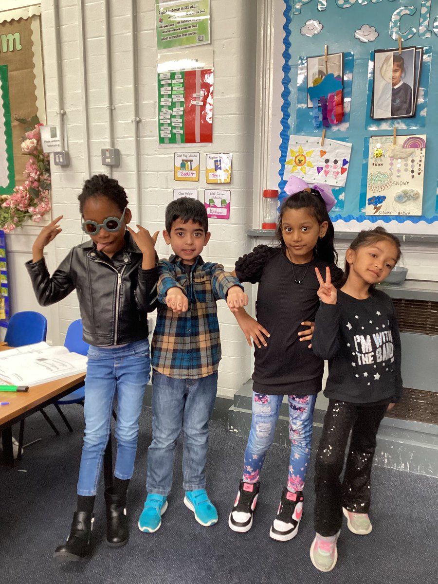 1AI dressed up as their favourite times tables rockstars! ROCK ON! <a href="/AbbeyMead_TMET/">Abbey Mead Primary Academy</a>
