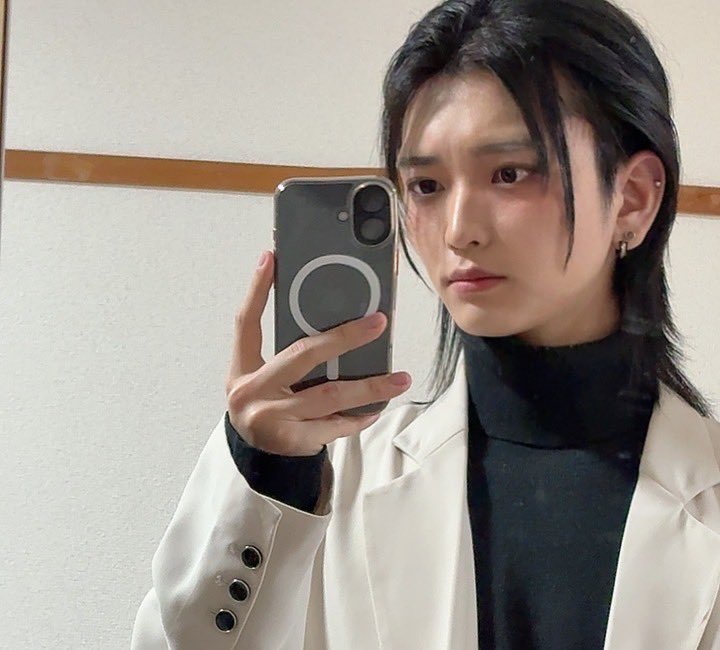 Emalatte's tweet photo. ギリ生きてる https://t.co/HvF2XMsx3r
