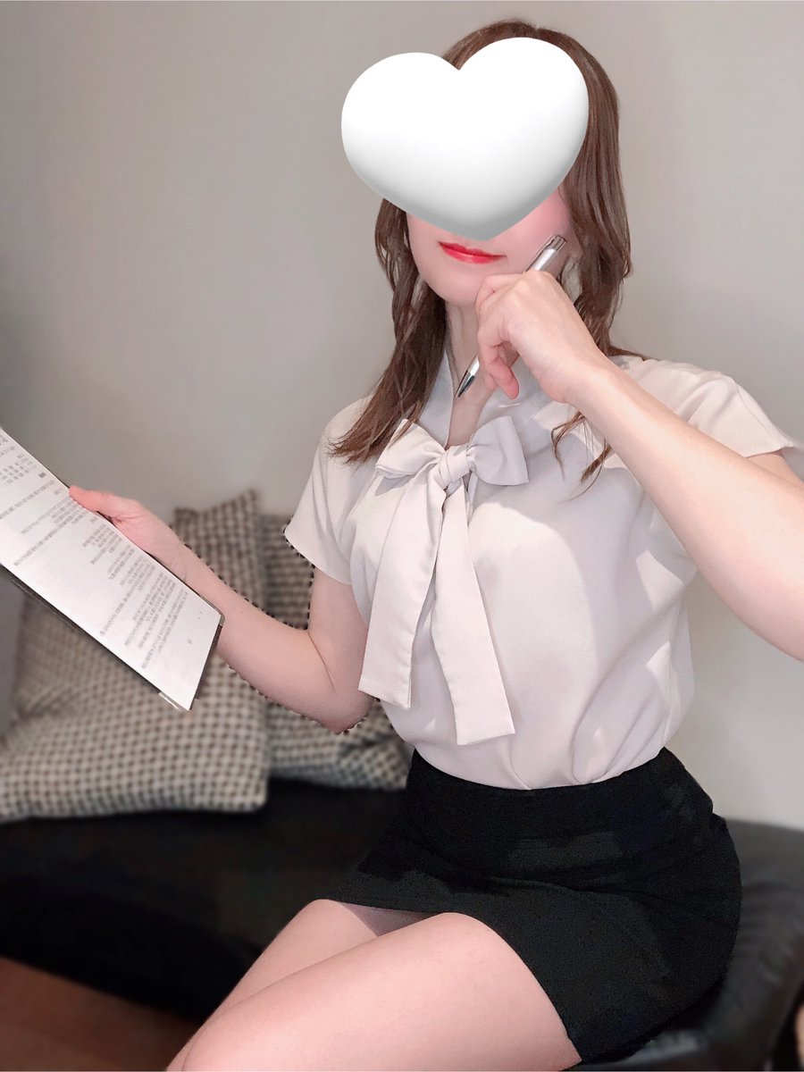 退勤しました~✨✨
本日もありがとうございました😊
🌼🌼次回出勤　11日(金)11-16時です🌼🌼

やっと暖かくなりましたね☺️
ジャケットや羽織りシャツで出掛けられる気候が嬉しいです👍✨
そうそう、私の花粉症はいつのまにか終わりました！