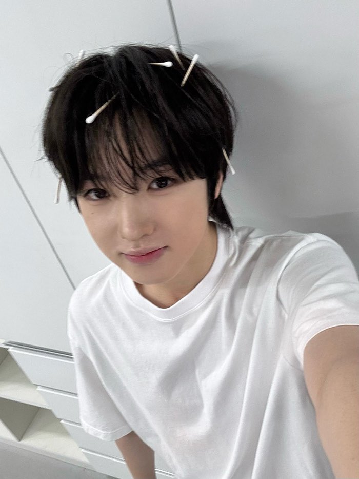 기니쿠や tweet media