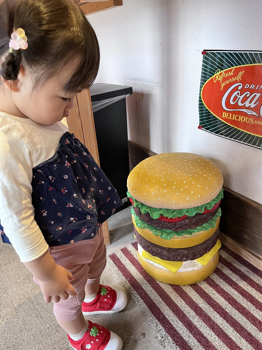 今日は次女のお披露目も兼ねて
Bobbyでランチ🍔
めっちゃ美味しかった☺️✨✨

#riderscafebobby