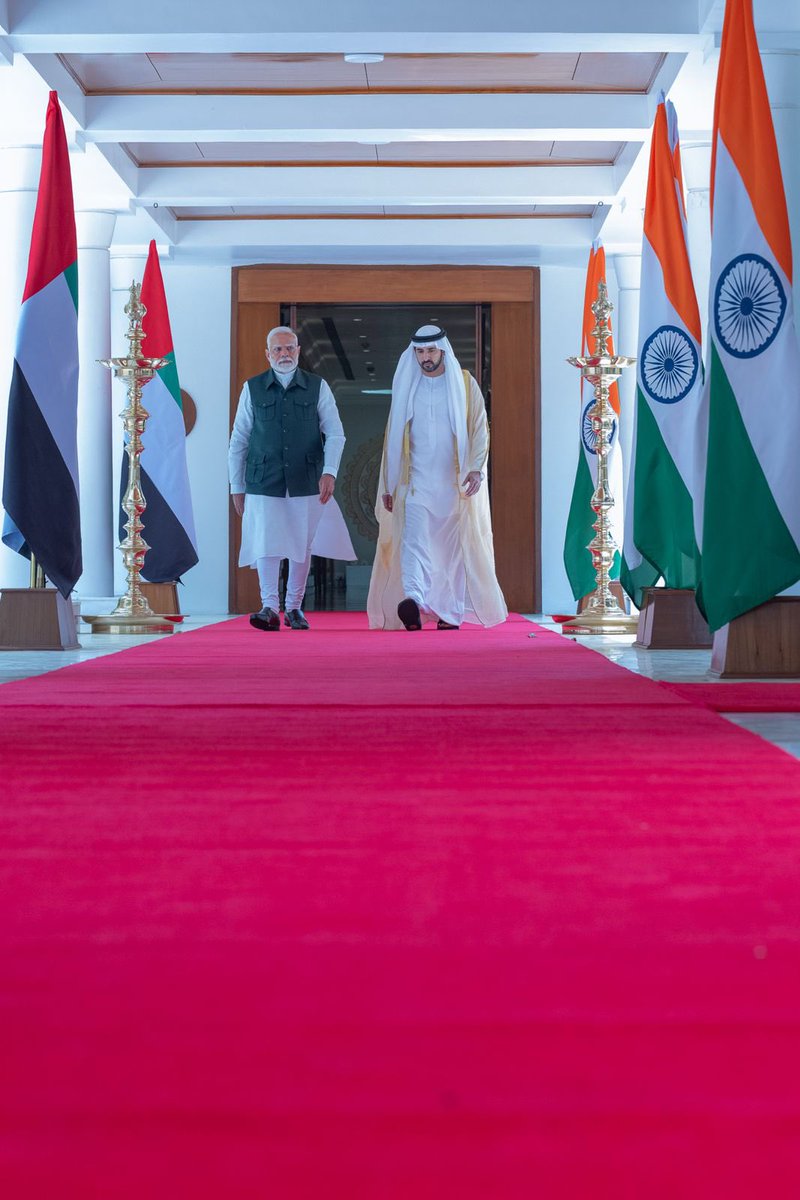HamdanMohammed's tweet photo. आज नई दिल्ली में प्रधानमंत्री @narendramodi से मुलाकात कर बेहद खुशी हुई। हमारी बातचीत ने यह एक बार फिर स्पष्ट कर दिया कि यूएई-भारत संबंध आपसी विश्वास पर आधारित हैं, इतिहास से प्रेरित हैं, और एक साझा दृष्टिकोण से संचालित हैं, जिसका उद्देश्य अवसरों, नवाचार, और स्थायी समृद्धि से परिपूर्ण भविष्य का निर्माण करना है।
