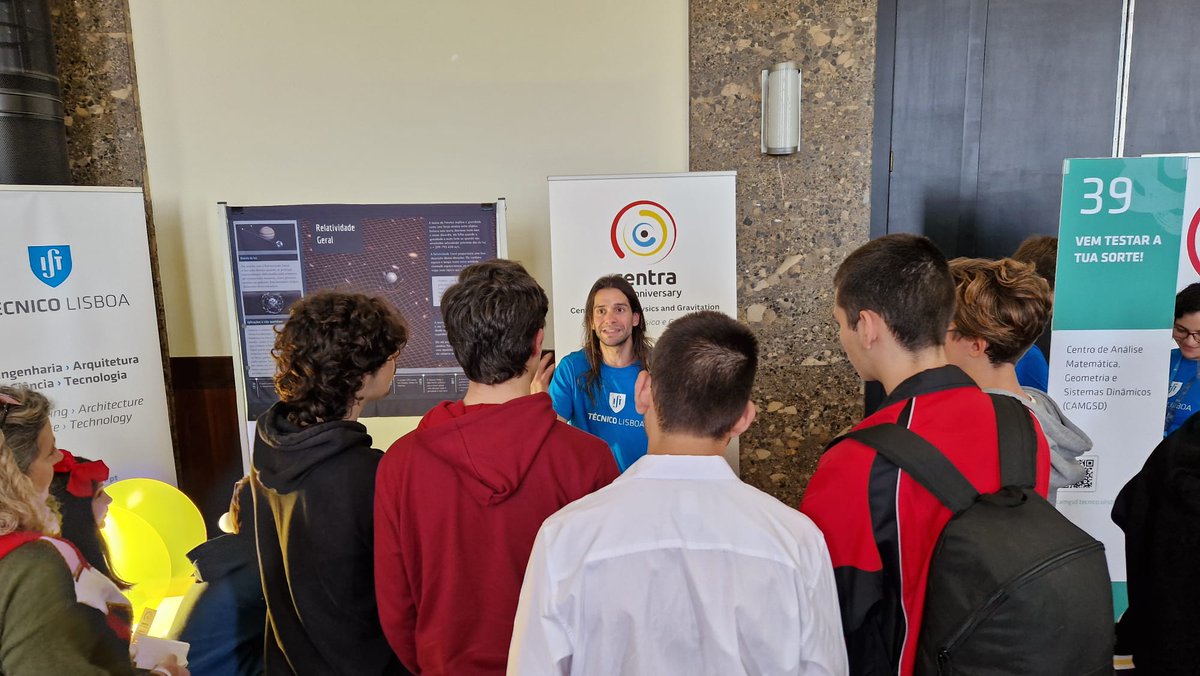 🌌 CENTRA Outreach Event! 🌌

CENTRA recently joined the Técnico Open Day with our exhibit "Lights and Shadows" ☀️🌑🌍 — a journey through the Sun–Earth–Moon system and the science behind eclipses!

🔗 tecnico.ulisboa.pt/en/news/campus…

#ScienceOutreach #Eclipses #Astronomy #STEM