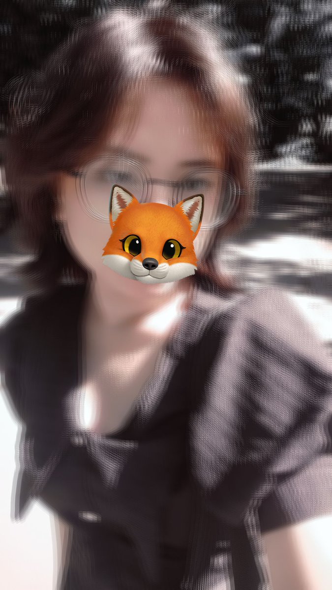 estelleluna_ch's tweet photo. glasses (`⎚⩊⎚´)-✧ https://t.co/Q7cF3jTRgA