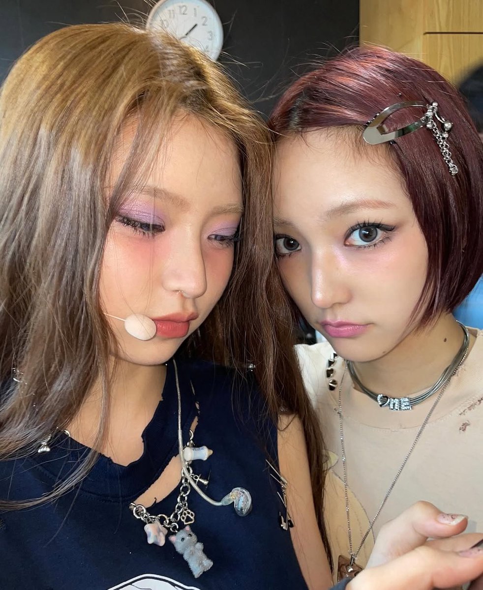 kiiikiii.official IG update with jiyu

#KiiiKiii #키키 #JIYU #지유