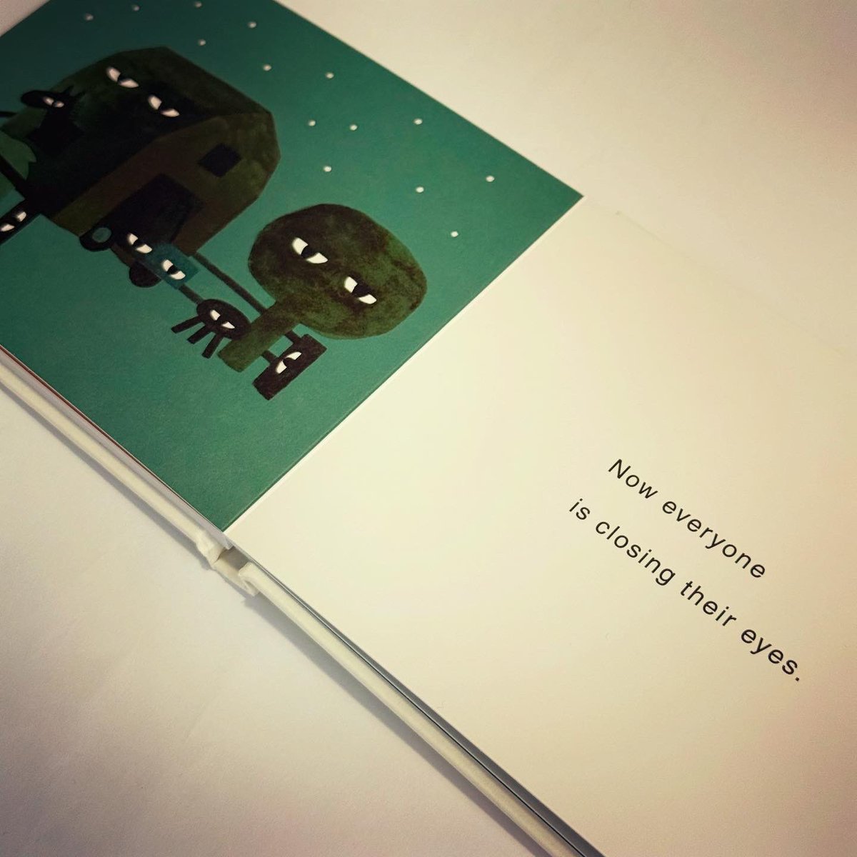 bookgiftblogger's tweet photo. A trio of imaginative #boardbooks from the inimitable #JonKlassen Illustrated in Jon’s signature style with a sparse and playful narrative, introducing key prepositional language. Explore #yourfarm #yourisland and #yourforest and visit as often as you like @BIGPictureBooks https://t.co/k24AKeenvA