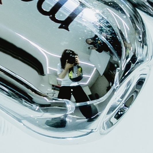 저희 셔터 핏 틴트 후기 많이들 남겨주시고
예뻐해주셔서 너무 감사드리며 (˘•̥⧿•̥˘ )♡♡

케이스 때문에 사진 후기 남기기 어려우시죠..?
사진 찍는 불가사리가 되... 

(진짜 제품컷 촬영 현장)