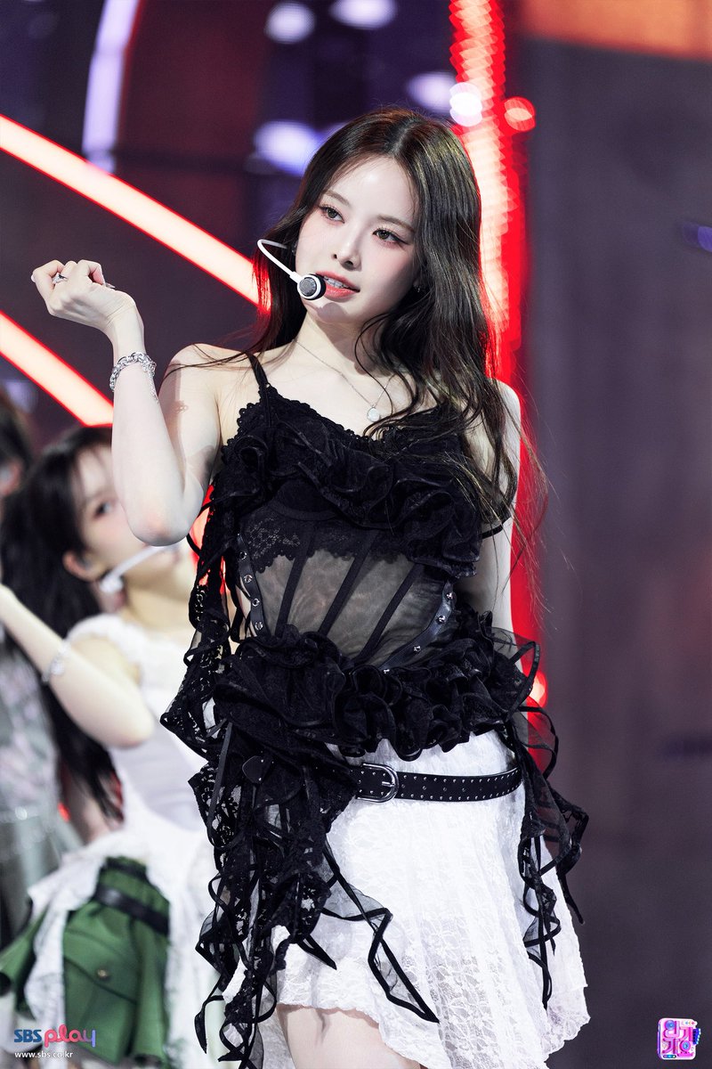 JeeminGlobal's tweet photo. [📸] 250408

JEEMIN on-site photos SBS INKIGAYO

#BANGJEEMIN #방지민 #IZNA #이즈나 https://t.co/MmsiqOdYUi