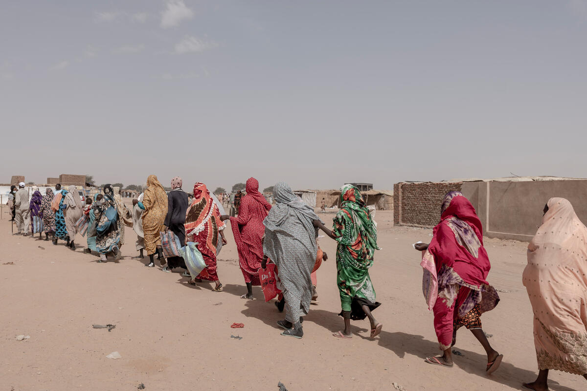 GnonKond's tweet photo. Nearly 2 years into the Sudan crisis, more than 760,000 refugees have crossed into Chad seeking safety.  
@Refugees continues to stay and deliver life-saving assistance.
But the needs are overwhelming—and we cannot do it alone.

@EU_Commission
@SweMFA
@GermanyDiplo
@MofaJapan_en https://t.co/TvczKIWMsR