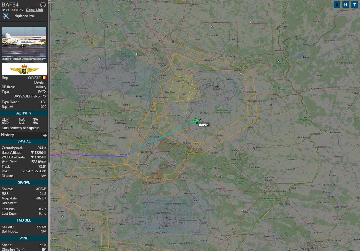 PolishMilRadar's tweet photo. ⌚️ 08.04 11:46LT
🇧🇪 Siły Powietrzne Belgii
✈️ Dassault Falcon 7X "OO-FAE"
#BAF84 zniża ⬇️
🛫 Bruksela #EBBR 🇧🇪
🛬 Lublin #EPLB 🇵🇱
🔗 https://t.co/MJFB3cmNzp
#POLMILRADAR https://t.co/9Tglqn9Go1