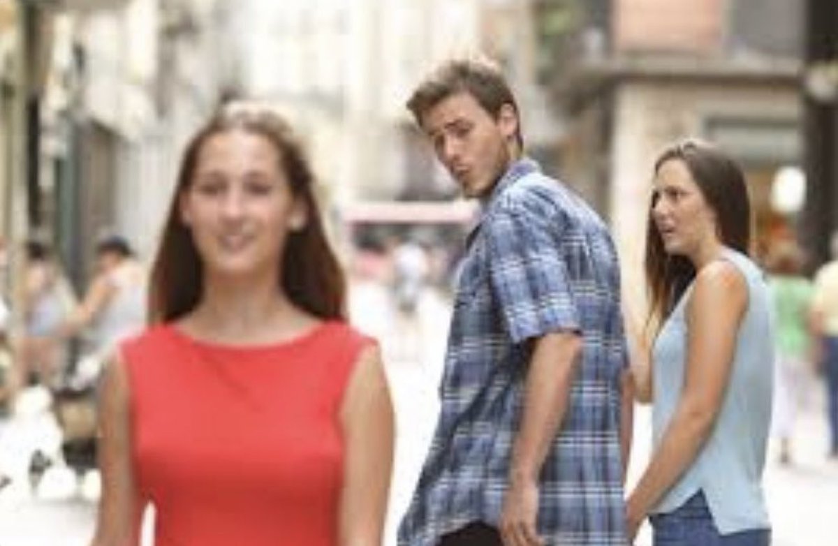 floofsflicker's tweet photo. remember when niall accidentally remade this meme https://t.co/DyqOkvIV7W