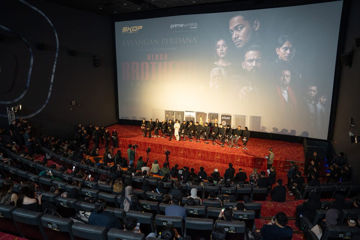 GSCinemas's tweet photo. #BloodBrothers sumpah BEST GILA wehhh!!! ๐ฏ๐ฅAksi dia bukan biasa-biasa โ meletop macam naga berapi! ๐๐ฅ
Terima kasih kepada semua yang hadir ke tayangan perdana & sidang media #FilemBloodBrothers: #BaraNaga di GSC IOI City Mall! ๐๐ซถ
Jom dapatkan tiket sekarang dan saksikan filem ni yang bakal jadi filem terbaik tahun 2025!! ๐๏ธ๐จ๐
#SapotLokal