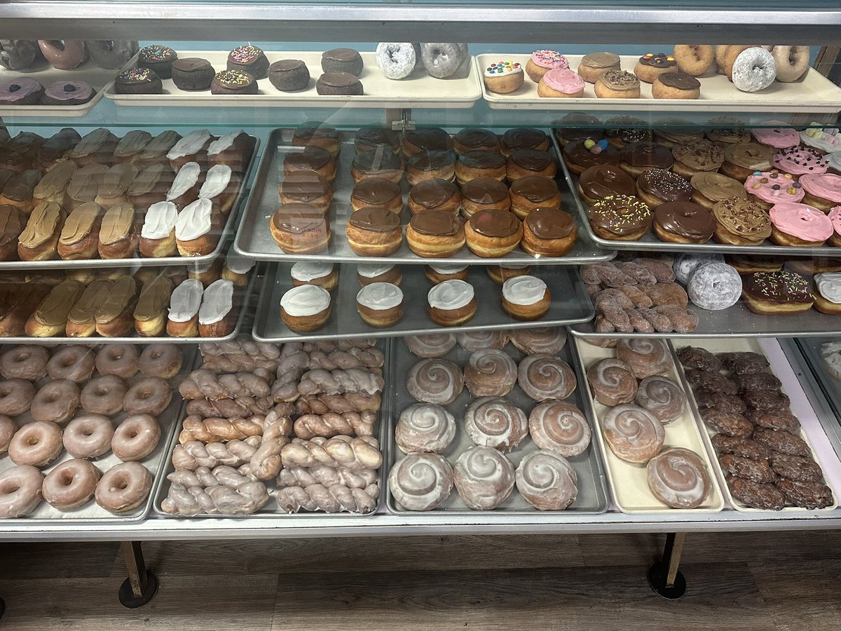 Liebermann’s And Beyond Bakery tweet media