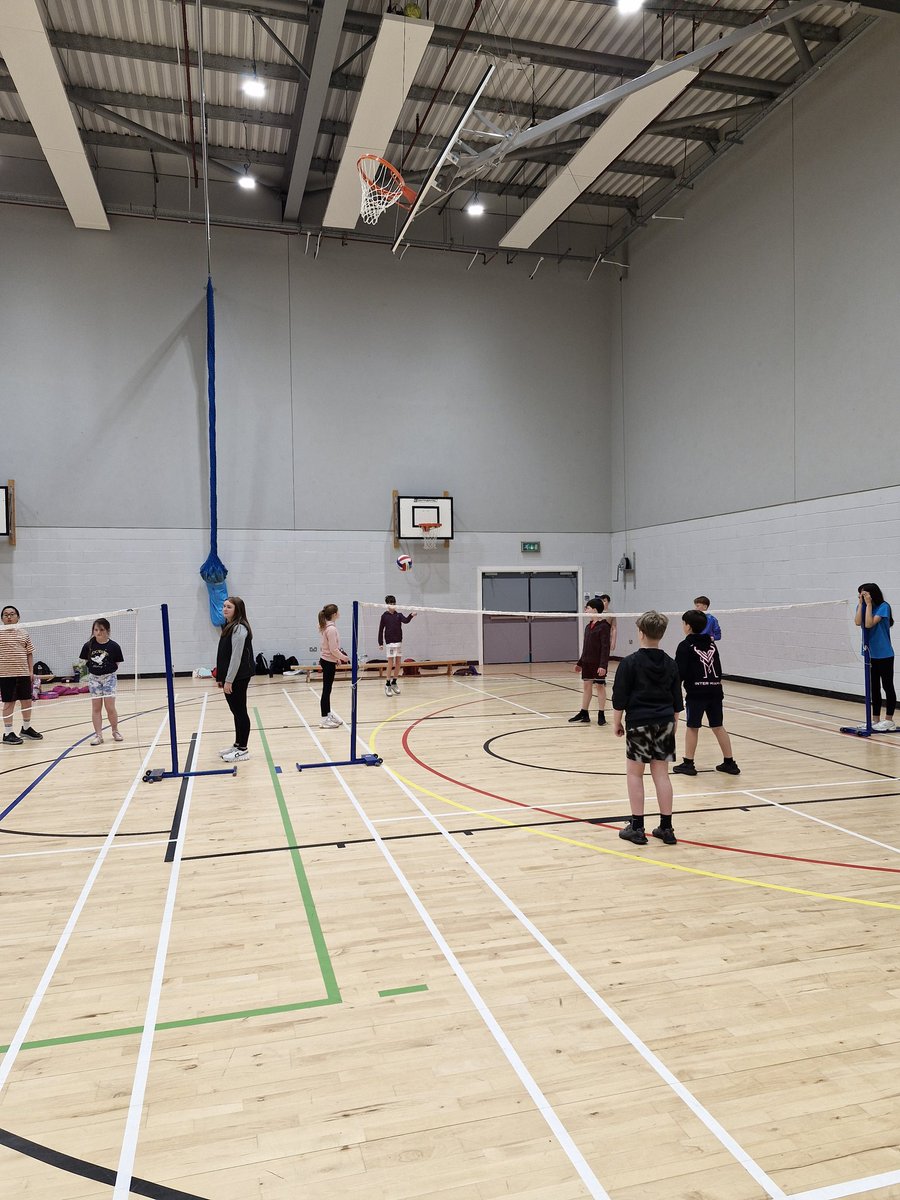 ActivePwick_SAC's tweet photo. Day 2 of our Easter Multisport Camp @pwkacademy !!
Football, Dance, Badminton and volleyball offered as today's activities ๐๐๐
@GlenburnPrimary @HeathfieldPSS @ActiveSA_SAC @KingcasePS @StNinians_PS @MonktonPS @SPSEyc #ActiveEaster #ThrivingCommunities #ActiveSchools https://t.co/T8WeoVGCkL