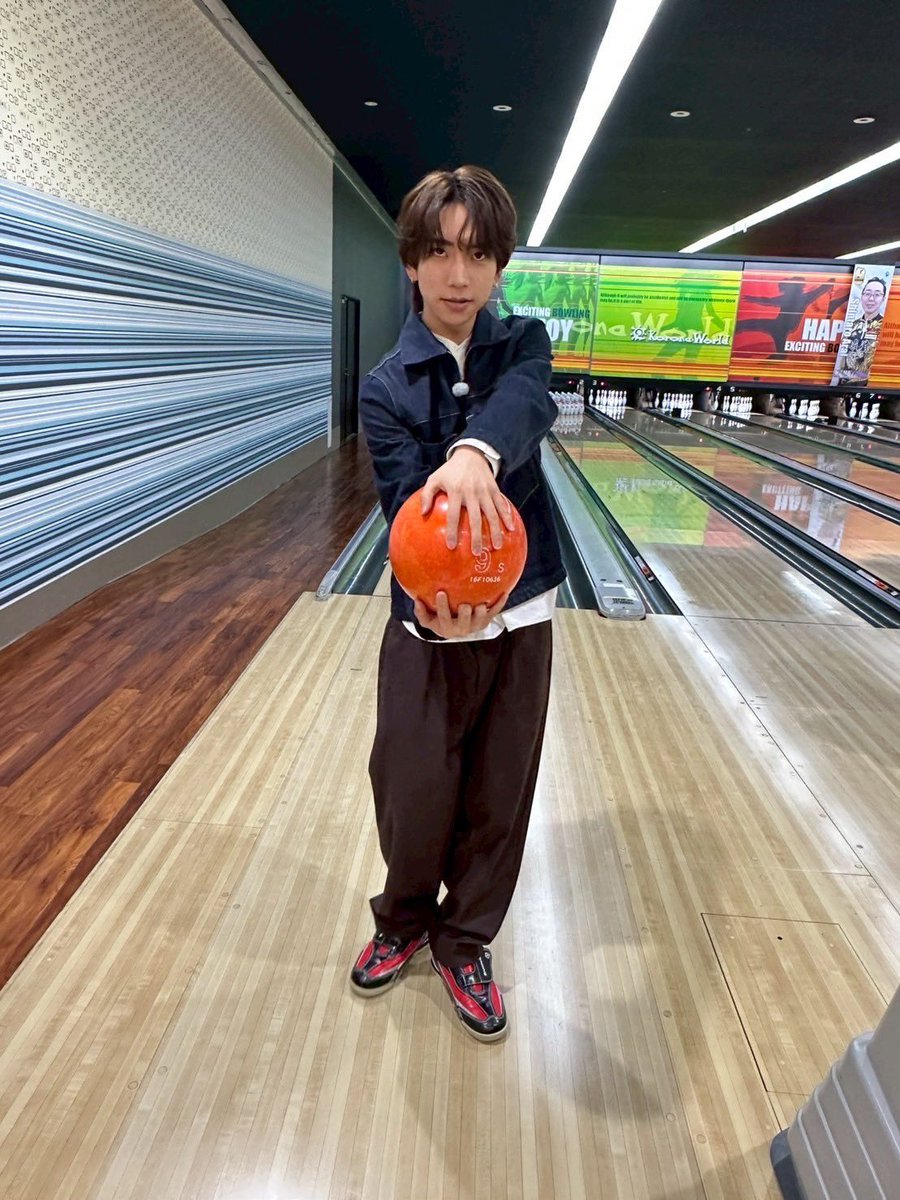 z_kocho's tweet photo. 4月9日よる7時放送 #絶好調W は…

＼🐯💙#鈴木大河の推しタイガー💙🐯／

#金沢龍谷高校ボウリング部 へ🎳
珍しい活動内容に迫る🔥
ピンを100本並べて目指せストライク‼️

ボウリングが苦手❓
大河くんが放った奇跡のショットとは✨

#鈴木大河 #IMP. #馬場ももこ #前田慶次郎 #エイトMAN #近藤千優 https://t.co/kB67UlVvEy