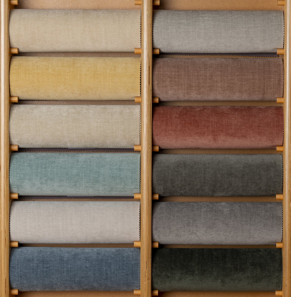 ChairPlan's tweet image. 🌿INTRODUCING EIDER BY CHAIRPLAN!🌿

 A 100% recycled polyester fabric that's durable and eco-friendly. Upgrade your seating! 

For more information visit: ow.ly/TuZk50VtfR1

#SustainableSeating #RecycledFabric #Chairplan #Skopos #EcoFriendlyDesign