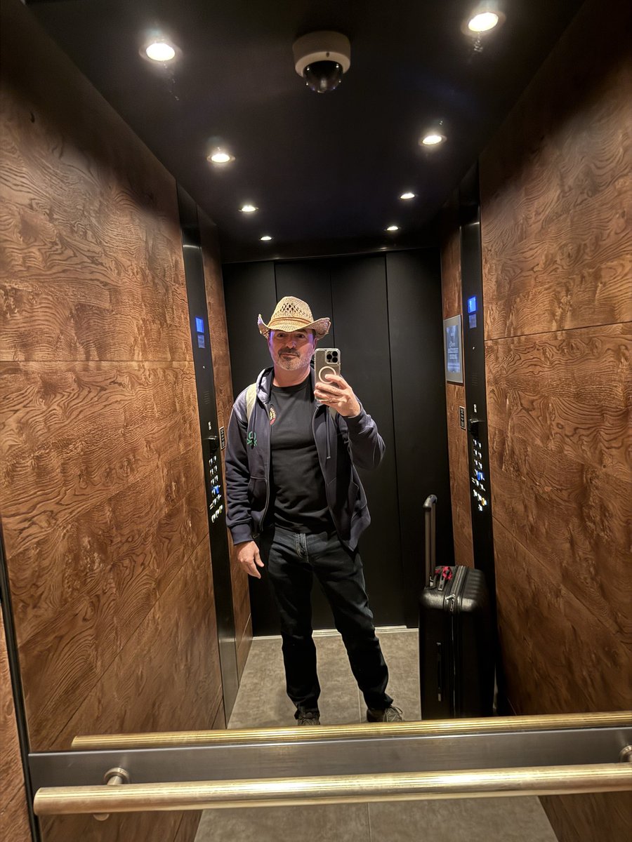 sodomgomorrahuk's tweet photo. I wear a cowboy hat now. It’s who I am. #butchunicorn #ukgay #gayuk #cowboy #gaycowboy #woof #gaydaddy #gayotter #shamelessselfie #validateme https://t.co/LTlOgTMsoM