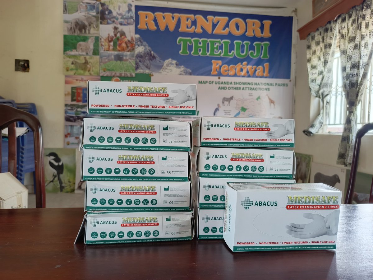 ThelujiFestival's tweet photo. A Green, Clean &amp; Plastic Free Destination is key in our move to develop a world class, sustainable &amp; attractive tourism destination.

We are grateful to Kasese Hospital for their contribution of 10boxes of latex gloves to help in the cleaning campaign.
#RwenzoriThelujiFestival25 https://t.co/uNDmEInz1F