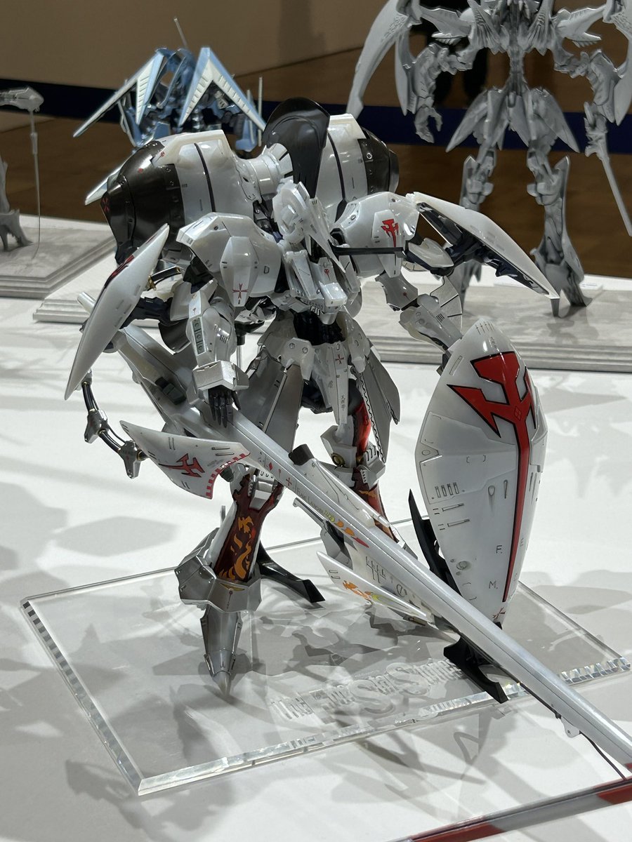 CIDER_PURA's tweet image. ラグレアに行く前に会社の上司と永野護デザイン展に行って来た

2人でメチャクチャ盛り上がった
やっぱりMHとGTMはカッコいい😆

FSS読み直そう😄

#FSS  #永野護