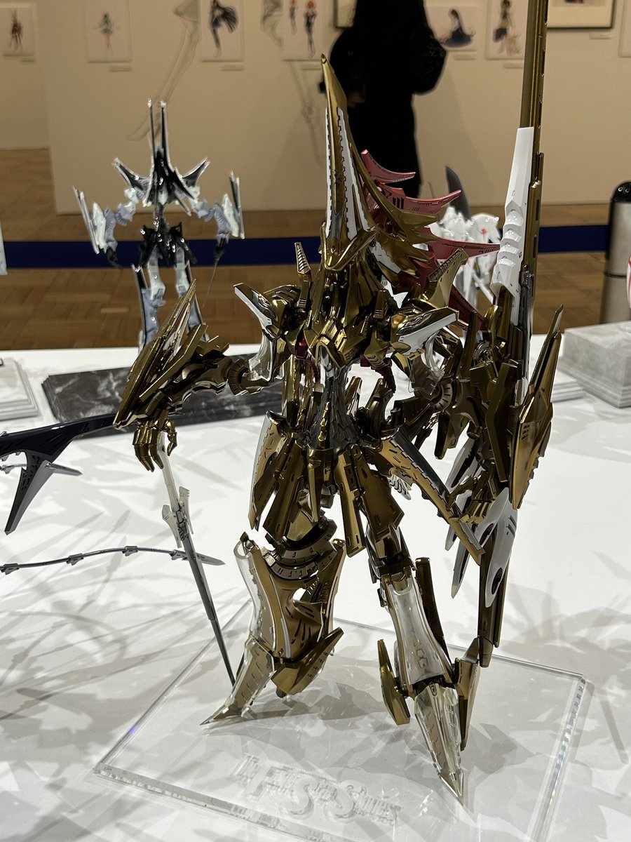 CIDER_PURA's tweet image. ラグレアに行く前に会社の上司と永野護デザイン展に行って来た

2人でメチャクチャ盛り上がった
やっぱりMHとGTMはカッコいい😆

FSS読み直そう😄

#FSS  #永野護