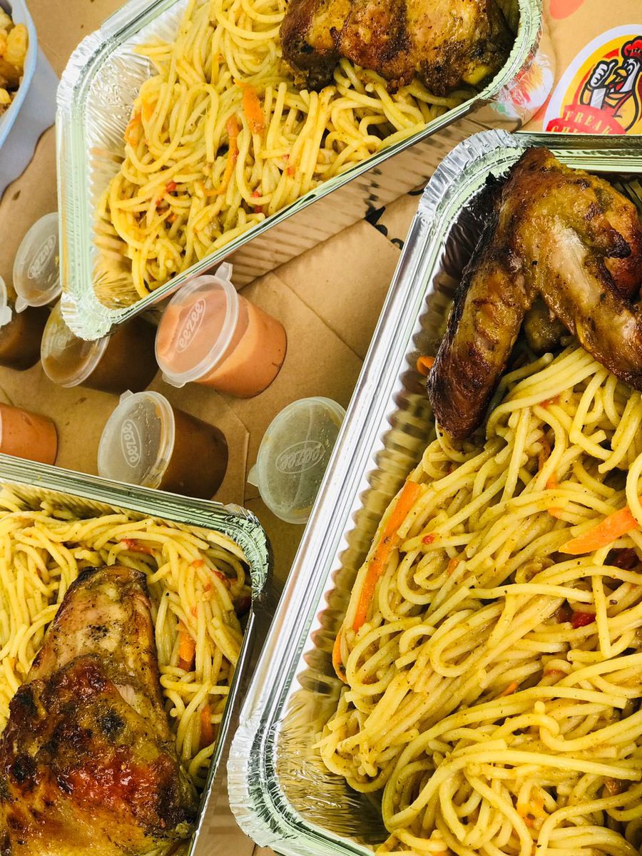 FreakyChicken3's tweet photo. Chiken Pasta 🍝
Un mélange parfait de pâtes et de poulet, avec une boisson incluse, pour un déjeuner équilibré et savoureux ! 🥰 3000F seulement.
📞 Passe ta commande maintenant au 697 662 772 !
#FreakyChicken #Douala https://t.co/rYnBMuSRAO