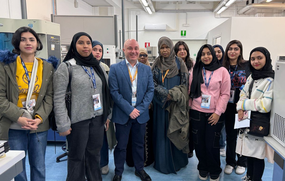 ATeNCenter's tweet photo. È terminata la Winter School on Diabetes and Cardiometabolic Risk.
ATeN Center ha ospitato i visitatori all’interno dei laboratori. 
Dopo la visita è stato previsto un momento seminariale.

Per maggiori info:
https://t.co/IzZrSaWd8m

#ATeNCenter #UniPa https://t.co/vVUtbjK73N