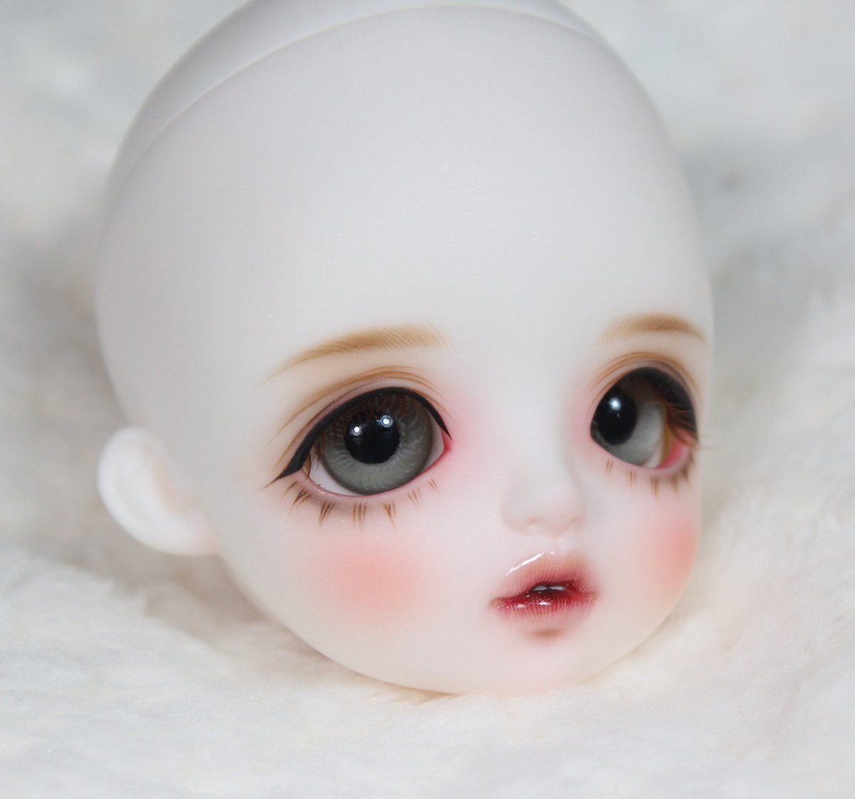 W (작업중) tweet media