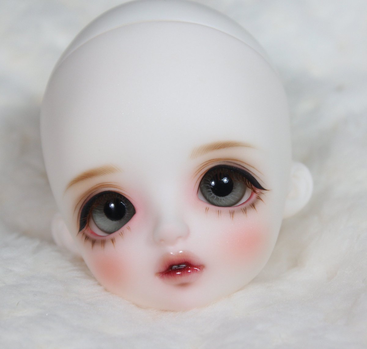 W (작업중) tweet media