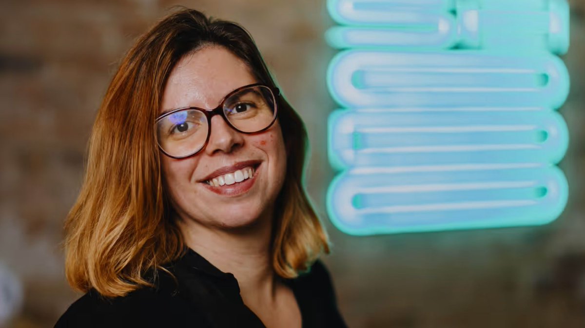 AI-powered speech-to-text is transforming accessibility for deaf users! 🚀 Join #UX designer Tamara Sredojevic as she explores the challenges, opportunities, and ethical considerations shaping #inclusivedesign.

👉 Read the article: uxmag.com/articles/desig…

#AI #UserExperience