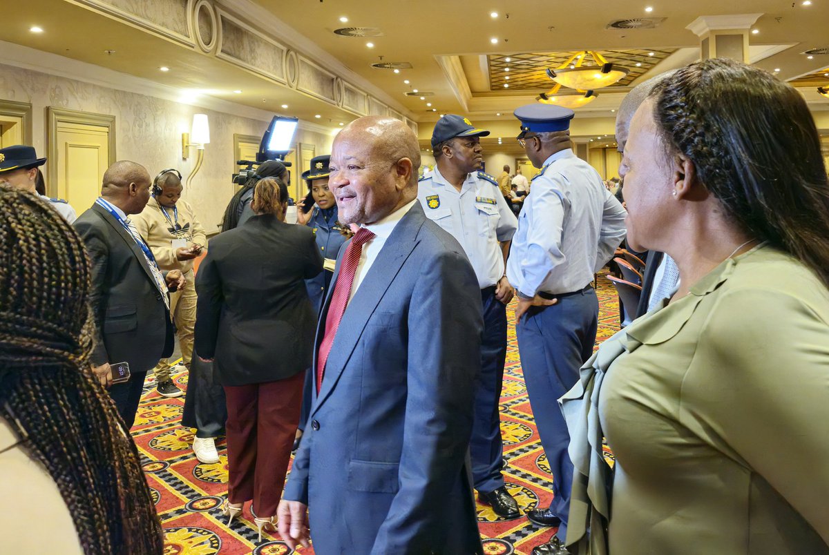 nom9779's tweet photo. SAPS Minister Mchunu announced a plan to digitize police dockets, aiming to eliminate the loss of important documents & President Ramaphosa emphasized the importance of utilizing CCTV cameras to assist law enforcement in reducing crime.#policesummit #senzomchunu #mthokonkabinde https://t.co/e2sPIhgfNo
