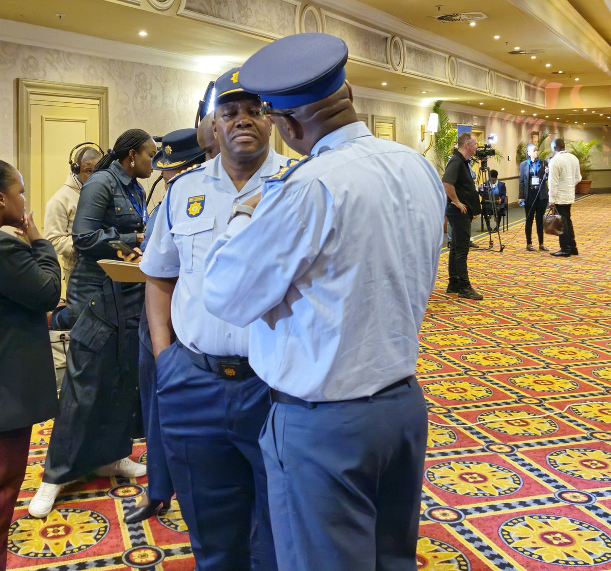nom9779's tweet photo. SAPS Minister Mchunu announced a plan to digitize police dockets, aiming to eliminate the loss of important documents & President Ramaphosa emphasized the importance of utilizing CCTV cameras to assist law enforcement in reducing crime.#policesummit #senzomchunu #mthokonkabinde https://t.co/e2sPIhgfNo