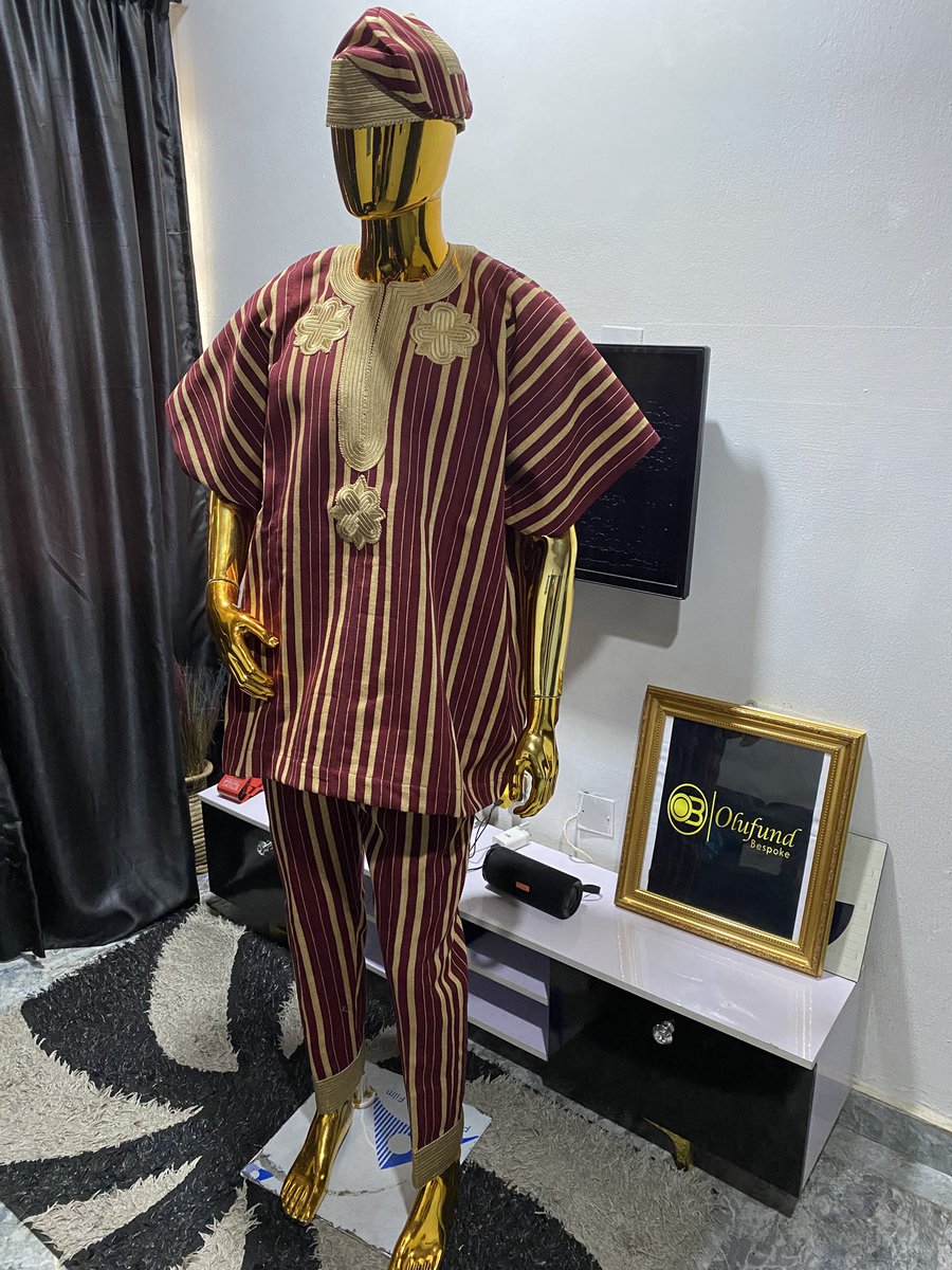 Olufund_Bespoke's tweet photo. Regal threads, rooted in heritage — Aso Oke redefined.

•Danshiki https://t.co/7e3yNODxHx