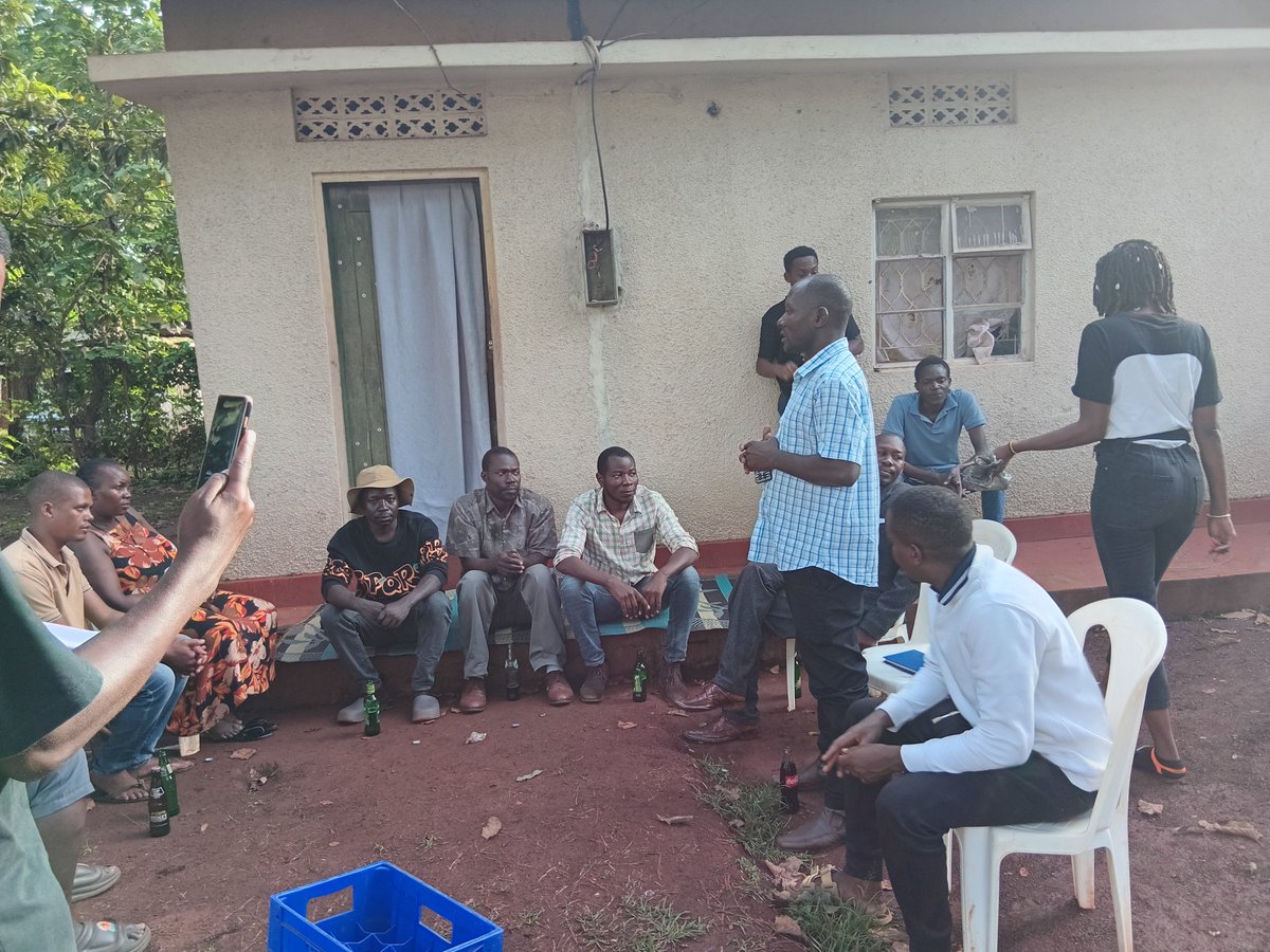 UPrevention's tweet photo. Thanks to everyone who turnup, the event was lit, now youth in jinja city are getting to understand more about suicide prevention and MH, we call upon all suicide prevention organisations world wide to come in and work with us. https://t.co/SCFR80lWva