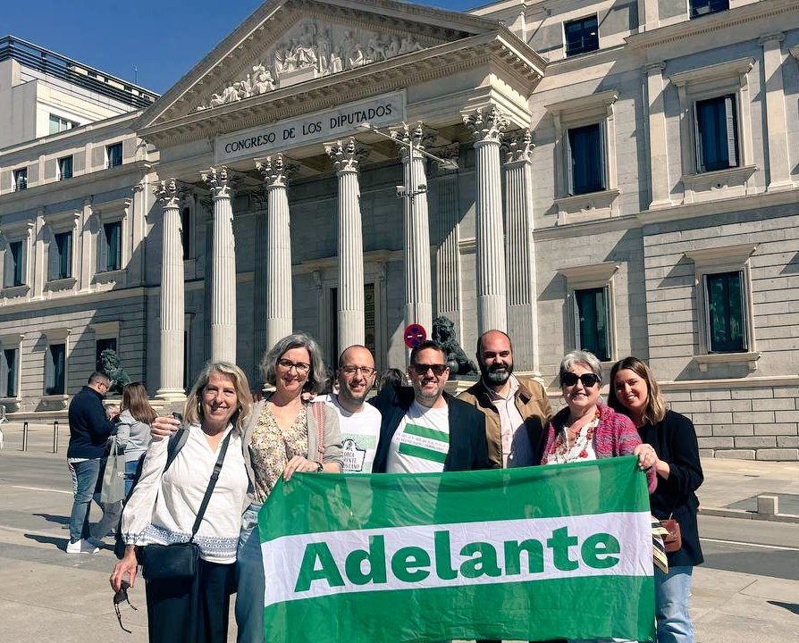 Ya está aquí la delegación andalucista. Vamos allá 💚🤍💚

#GafasGratisPorLey