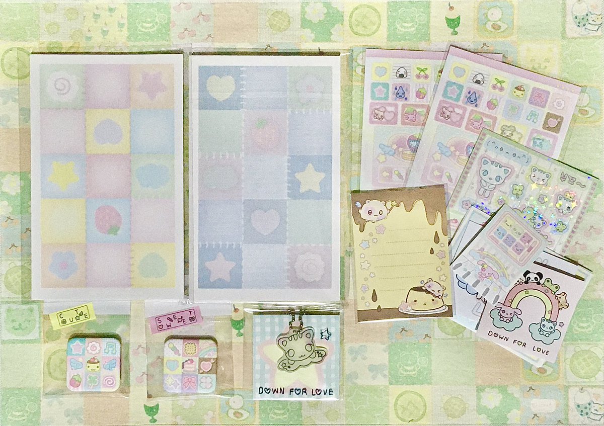 “ 난 패치워크를 사랑해서 이번 마켓 열리자마자 구매했고 선착순 키링을 얻을 수 있었어 “