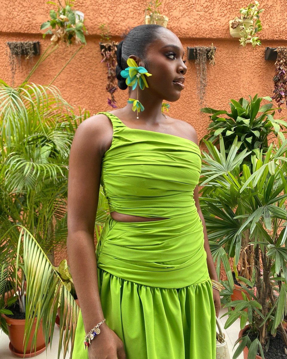Pleats and cutouts 💚 Julia Dress