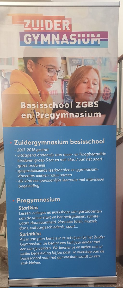 De #TotallyTraffic les 'Jouw Route...Jouw Keuze' wordt vaak aangevraagd voor ISK leerlingen (nieuwkomers)
Maar vandaag sta ik namens <a href="/Metropoolregio/">MRDH</a> voor groep 8 van het Zuidergymnasium  pregymnasium
Dit kan omdat de les voor iedere school wordt aangepast
totallytrafficzuidholland.nl/les/jouw-route…