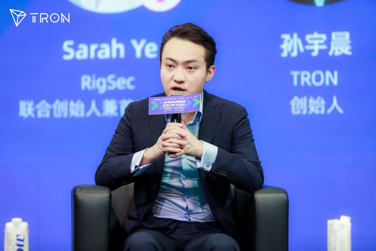 🔥波场#TRON 创始人孙宇晨 @justinsuntron  出席#香港加密金融论坛，并就「不可或缺的基础设施-构筑加密金融世界未来蓝图」进行了圆桌分享。 孙宇晨表示，波场TRON 在全球有超过2.98亿用户，预计10天内将达到3亿用户规模。他同时指出，波场TRON正在研发一款整合稳定币支付的 ...