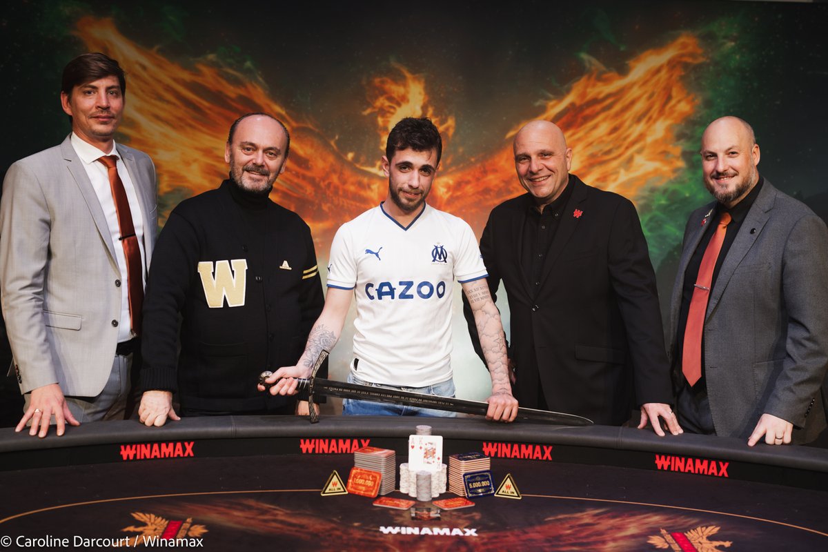 TexapokerLive's tweet photo. 😍 QUEL FESTIVAL ! La Grande Finale du Winamax Poker Tour s'est achevé ce lundi soir au Pasino Grand d'Aix-en-Provence par la victoire d'un local de l'étape, Yoann Kaminisky, pour 175 000€ 🗡 #poker #pokerlive #WiPT #win #winner
🔥 Il a devancé le qualifié freeroll Patrice Espinasse (runner-up, 127 500€) et l'habitué des lieux Jean-Yves Lestrade (3e, 90 000€) !
🙏 Un grand merci à toutes les équipes de Winamax, Partouche, du Pasino Grand et notre staff Texapoker, pour leur travail acharné et leur dévouement à toute épreuve, sans oublier un immense merci à vous tous, joueurs, qui avez fait de cet événement une si belle réussite !
✍ Notre recap complet https://t.co/IeLrRpgT8Y
📸 Crédit Photos Caroline Darcourt / Winamax