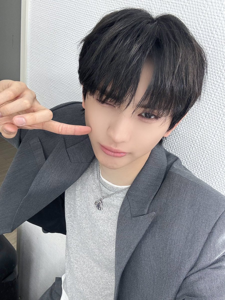 TPST__official's tweet photo. [📸TEMPIC]

25.04.08 #더쇼

🖤오늘의 템페스트🤍

#TEMPEST #템페스트
#한빈 #형섭 #혁 #은찬 #LEW #태래
#RE_Full_of_Youth #WEARETHEYOUNG 
#TPSP_WATY
#THESHOW https://t.co/OTebm0xbuV