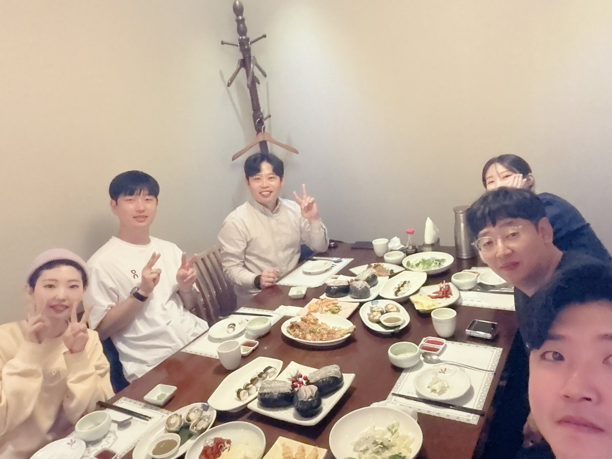 leeseul614's tweet photo. 인천소매에서는
25년도에 복직 및 채널이동한 
FM 대상으로
웰컴데이를 진행 했습니다🥰🥰 

구월직영점 김경환님, 신훈님
동인천직영점 전봉준님, 이세광님, 김다은님🥳🥳환영합니다!!!

팀장님과 구성원분들간의
서로 알아가는 좋은 시간이었습니다🤗

다음에는 매장에서 만나요 화이팅!! https://t.co/H0iSVZv35Q