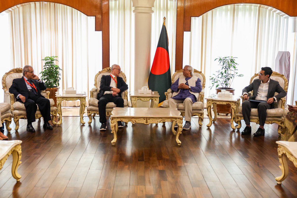 ChiefAdviserGoB's tweet photo. Chief Adviser Announces Breakfast Meetings for Chinese and Korean Investors

DHAKA, April 8: Chief Adviser Professor Muhammad Yunus announced on Tuesday that he will host a breakfast meeting for both Korean and Chinese investors to address any investment-related concerns and fast-track their investment in Bangladesh.

The Chief Adviser made these remarks during a meeting with a group of Chinese investors at the State Guest House Jamuna. The investors had come to Dhaka to participate in the Bangladesh Investment Summit 2025.

Professor Yunus stated that the investment climate, trade and labour-related reforms introduced by the Interim Government would attract more foreign investment to Bangladesh and facilitate the relocation of more Chinese and South Korean manufacturing plants to the country.

“Over the last eight months, we aimed to make it easier to invest in Bangladesh. The country has never had such a conducive environment for foreign investment before,” said the Chief Adviser.

He added that the Executive Chairman of BIDA (Bangladesh Investment Development Authority) would host monthly breakfast meetings with Korean and Chinese investors on the 10th of each month. While the meetings will be hosted by BIDA, the Chief Adviser will attend some of them to listen to a wide range of issues raised by the investors.

The Chief Adviser also proposed establishing a dedicated hotline and call centre service for foreign investors to register complaints and resolve issues promptly. “Any investor can call this number and register their complaints, and we will respond accordingly,” he said.

At least 30 prominent Chinese investors, representing major global companies in sectors such as infrastructure, power, transport, renewable energy, textiles, mobile telecommunications, waste management, logistics, and IT services, attended the meeting.

The delegation was led by Pauline Ngan, Vice President of Mainland Headgear Company Limited, one of the largest companies in the world.

Professor Yunus also shared details of his recent summit with Chinese President Xi Jinping in Beijing, where President Xi expressed his administration’s commitment to encouraging top Chinese companies to invest in Bangladesh. 

“I was touched by his gesture,” the Chief Adviser said of President Xi.

Officials from the Chinese companies expressed interest in investing in both the dedicated Chinese economic zone in Chittagong and the planned Chinese economic zone in Mongla, where China is set to modernise a seaport.

Several companies indicated their intention to establish Bangladesh as their South Asian production and operations hub, responding to the Chief Adviser’s call to transform the country into a top global manufacturing center.

“We have a ready-made market here, and in addition, you can cater to landlocked countries such as Nepal and Bhutan,” Professor Yunus added.

Some of the larger Chinese companies also expressed interest in investing in electric vehicle (EV) transition, lithium-ion battery production, renewable energy sources such as wind turbines, and offshore photovoltaic solar power generation.

Earlier in the day, several dozen South Korean investors also met with the Chief Adviser. 

BIDA Chairman Chowdhury Ashik Mahmud Bin Harun and SDG Coordinator Lamiya Morshed also attended the meeting.
