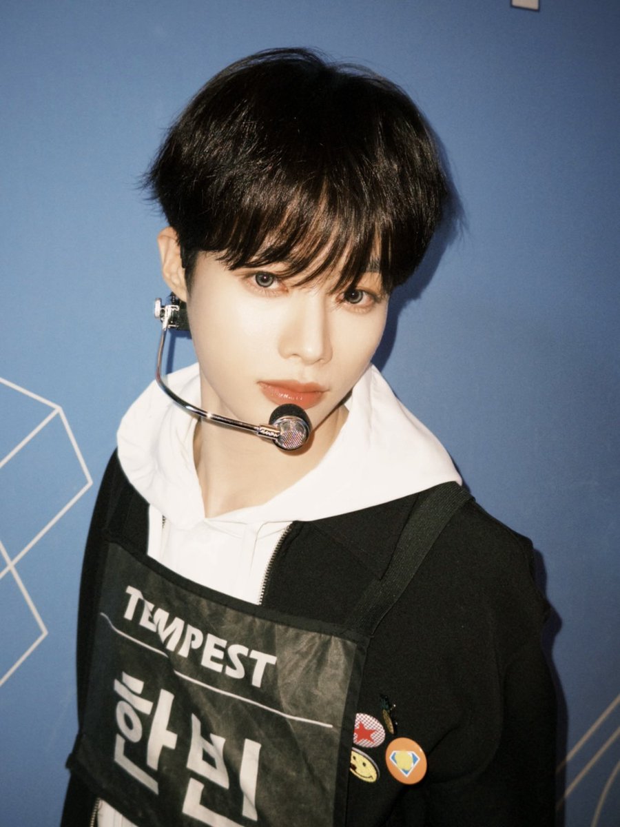 TPST_twt's tweet photo. [#한빈] Hey hey you you .. 💗 https://t.co/m0aVrgJvc8