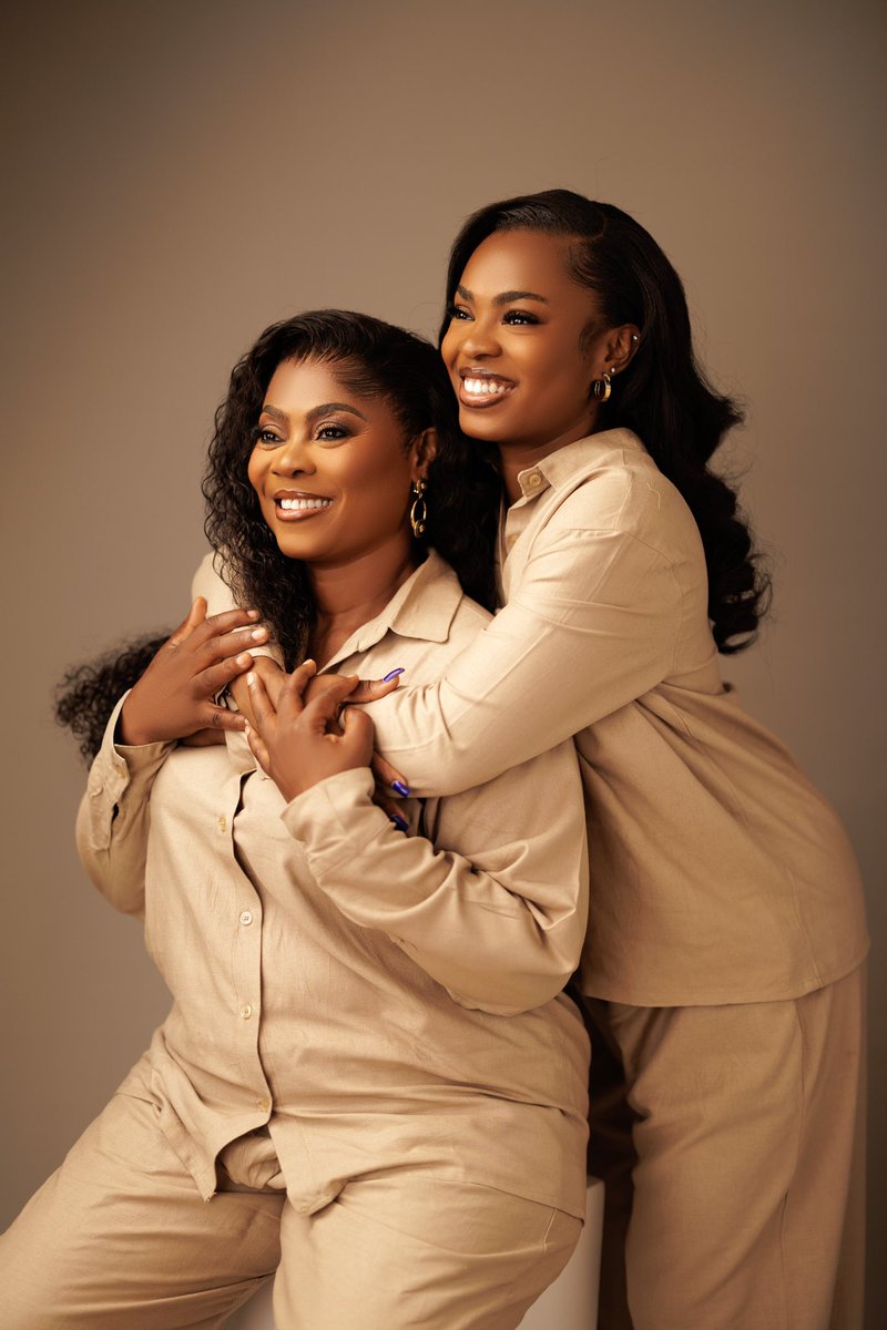 Folaszn's tweet photo. “Where she is, I’m safe.”
A mother-daughter portrait session 

Photographed by me📸 https://t.co/BU8mD0GYTs